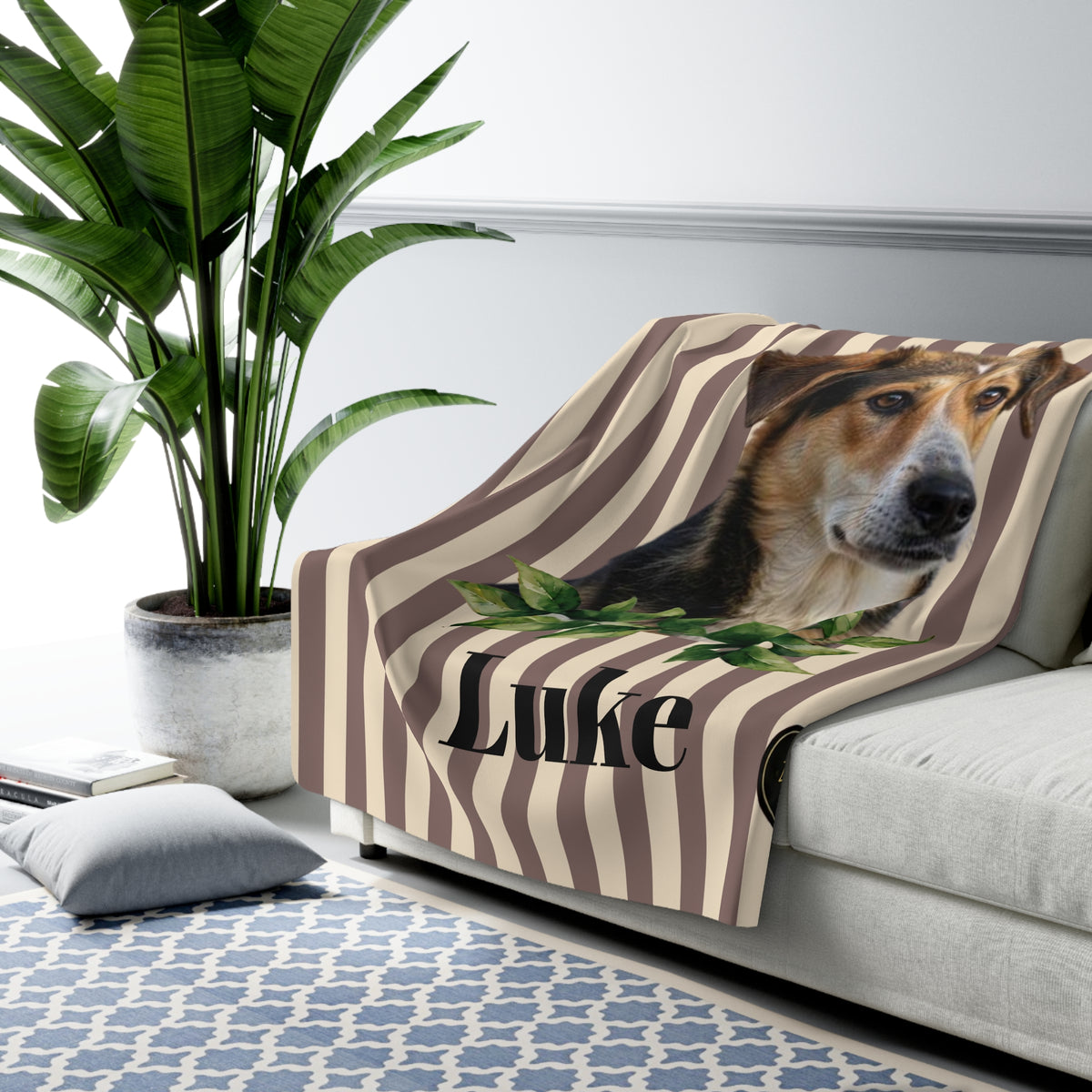 Mutt Mix Breed Club Sherpa Blanket – Personalized Pet Throw